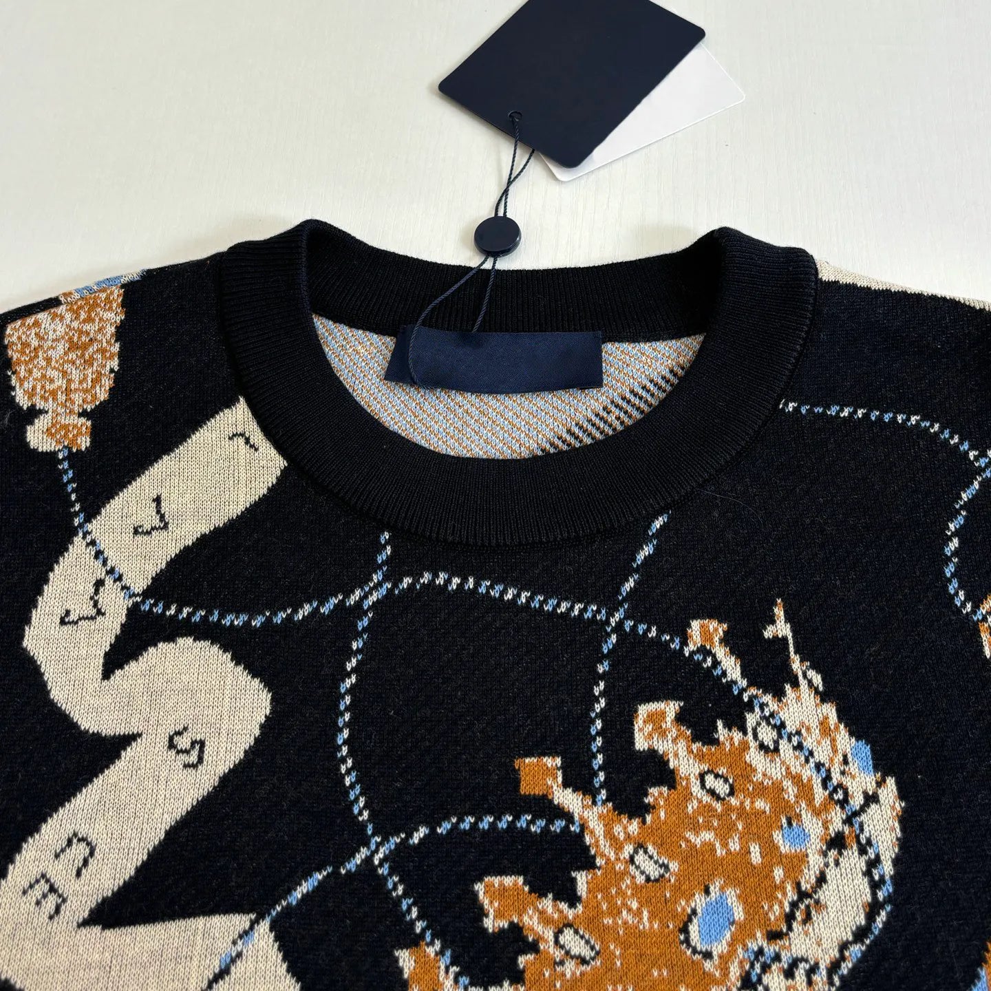 LV Heritage Ribbon Motif Short-Sleeved Knit Top