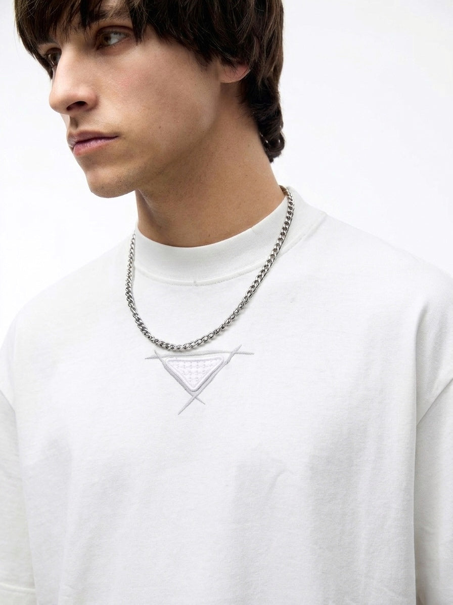 PRA. Linear Contour Embroidered T-Shirt